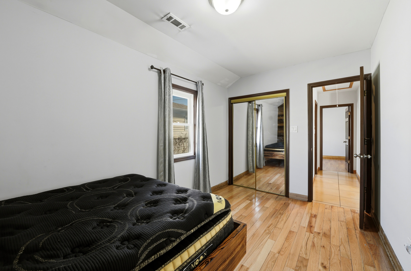 4115 Denley Avenue, Schiller Park, IL 60176