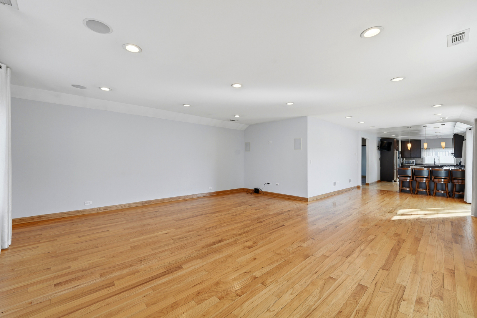 4115 Denley Avenue, Schiller Park, IL 60176