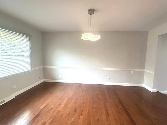 1402 Berry Lane, Flossmoor, IL 60422