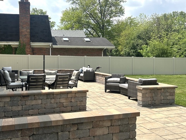 1402 Berry Lane, Flossmoor, IL 60422