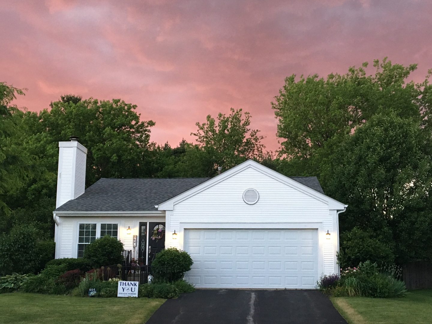 864 Fox Chase Drive, Round Lake Beach, IL 60073