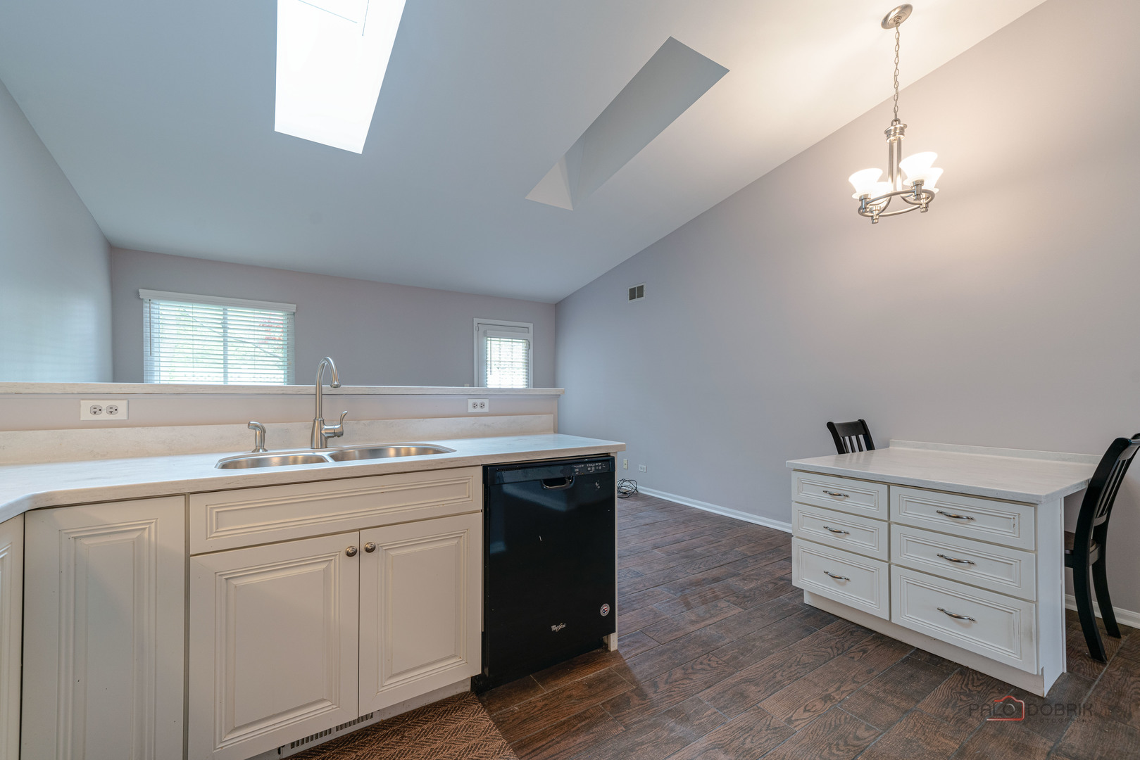 864 Fox Chase Drive, Round Lake Beach, IL 60073