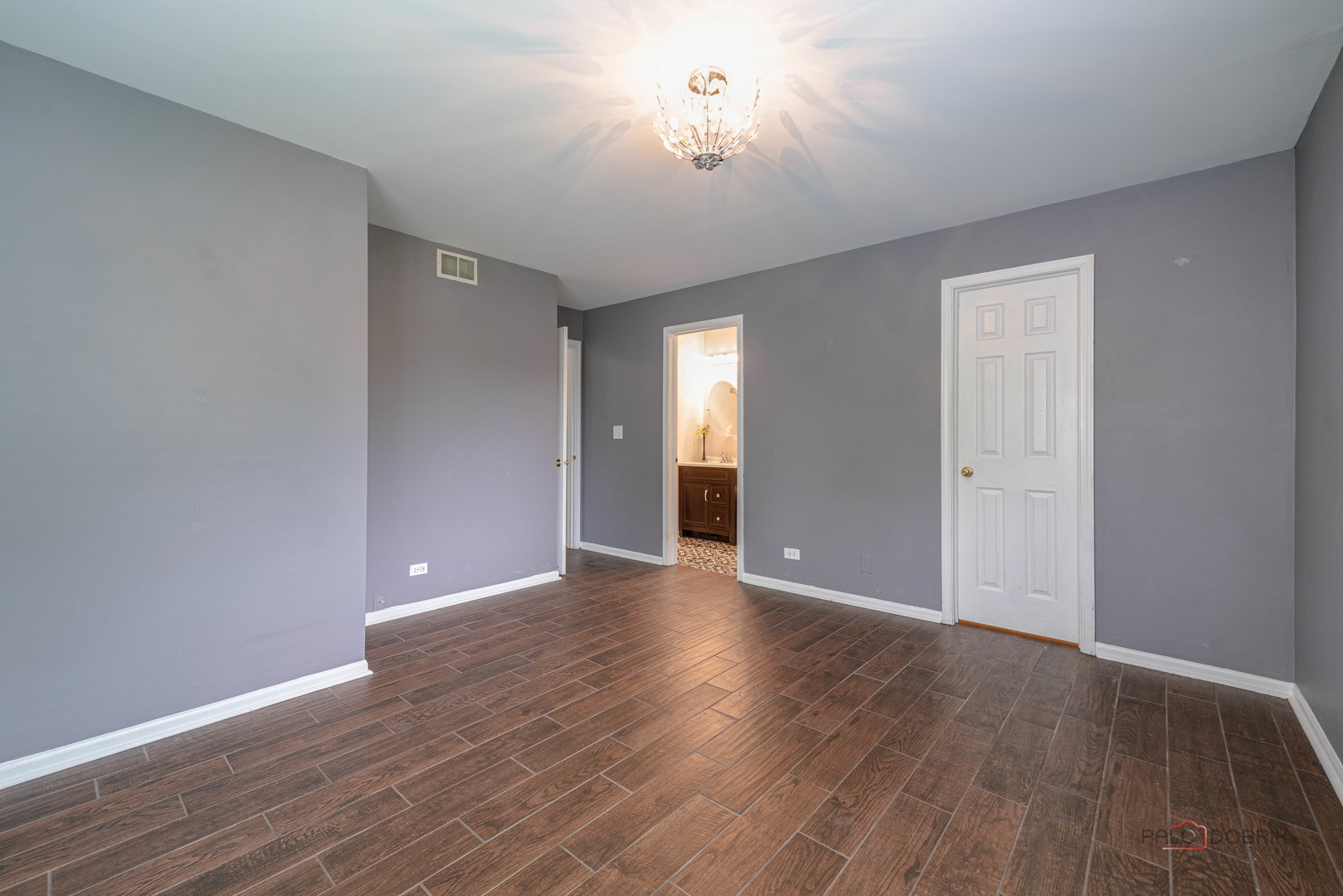 864 Fox Chase Drive, Round Lake Beach, IL 60073