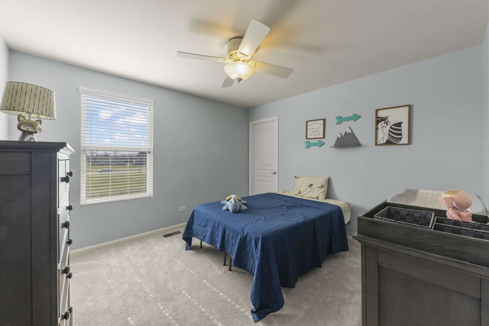 2233 Olive Lane, Yorkville, IL 60560