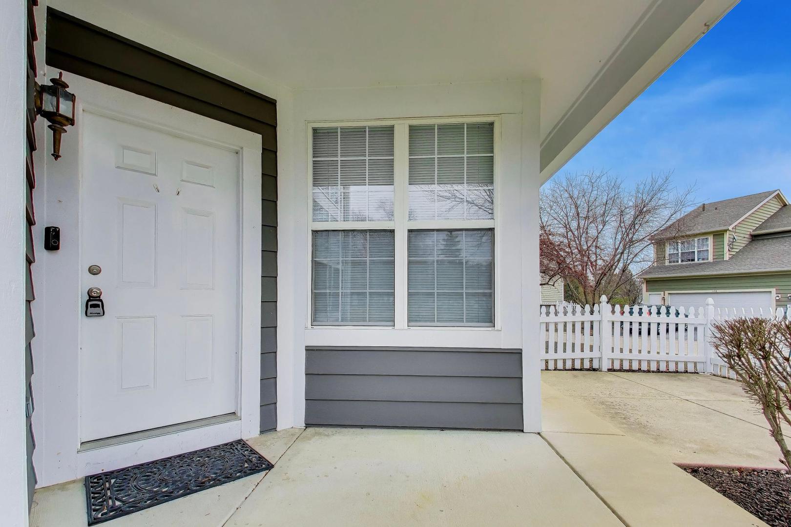 1117 Mckay Circle, Grayslake, IL 60030