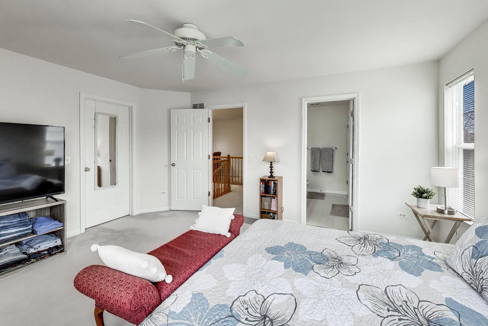 1117 Mckay Circle, Grayslake, IL 60030