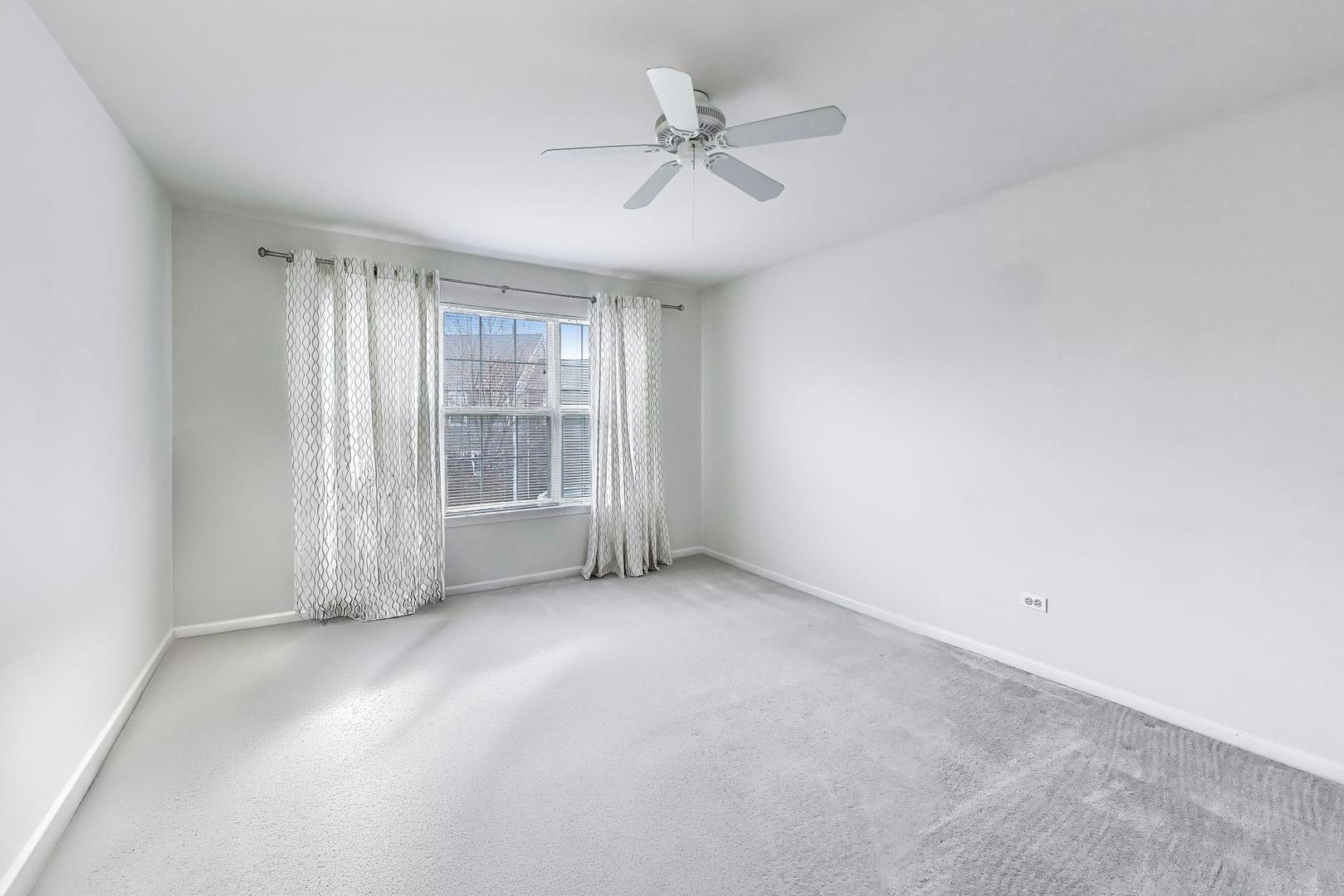 1117 Mckay Circle, Grayslake, IL 60030