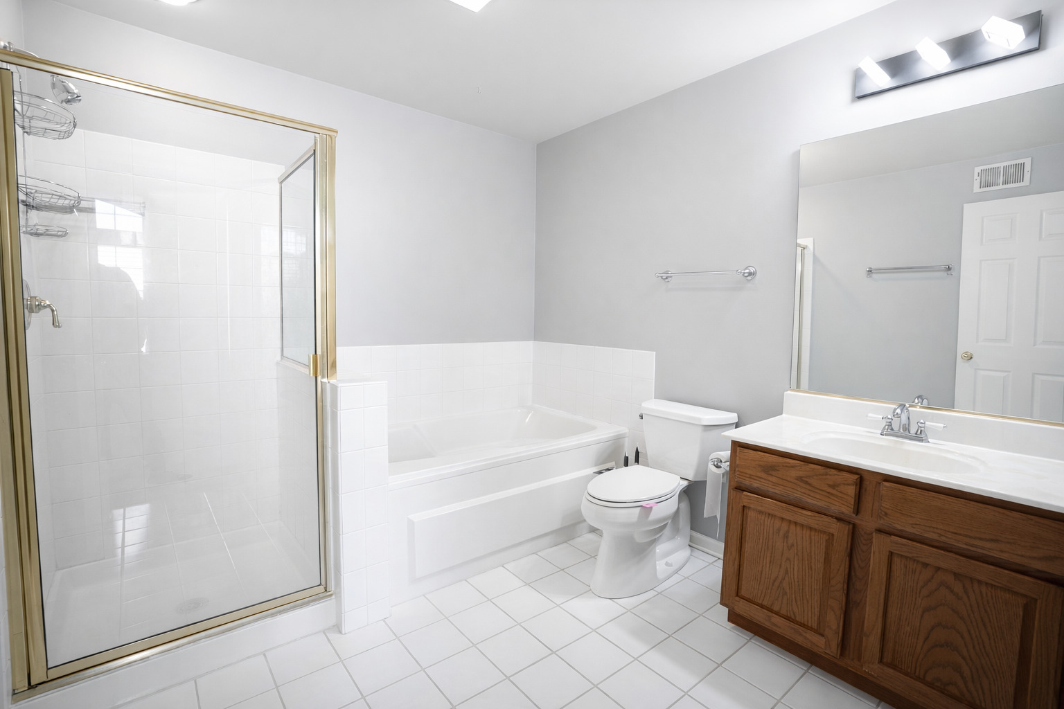 1084 Parkhill Circle #1084, Aurora, IL 60502