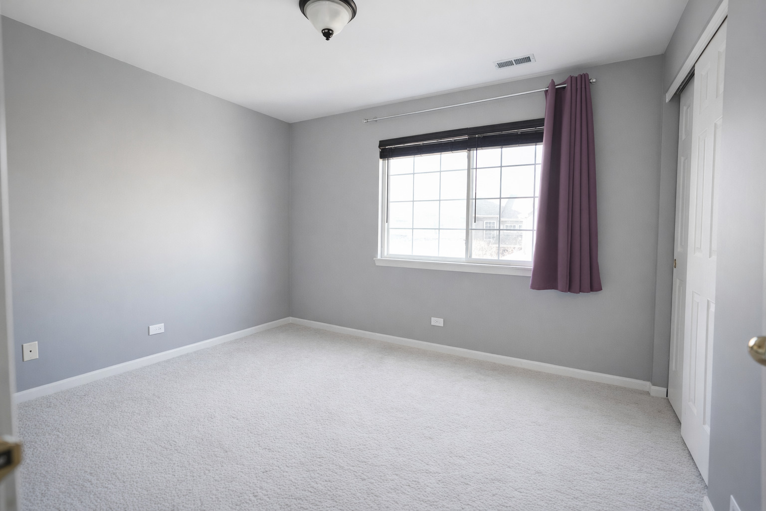 1084 Parkhill Circle #1084, Aurora, IL 60502