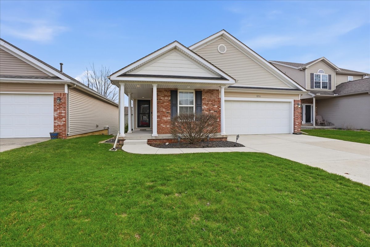 910 Gerike Way, Bloomington, IL 61704