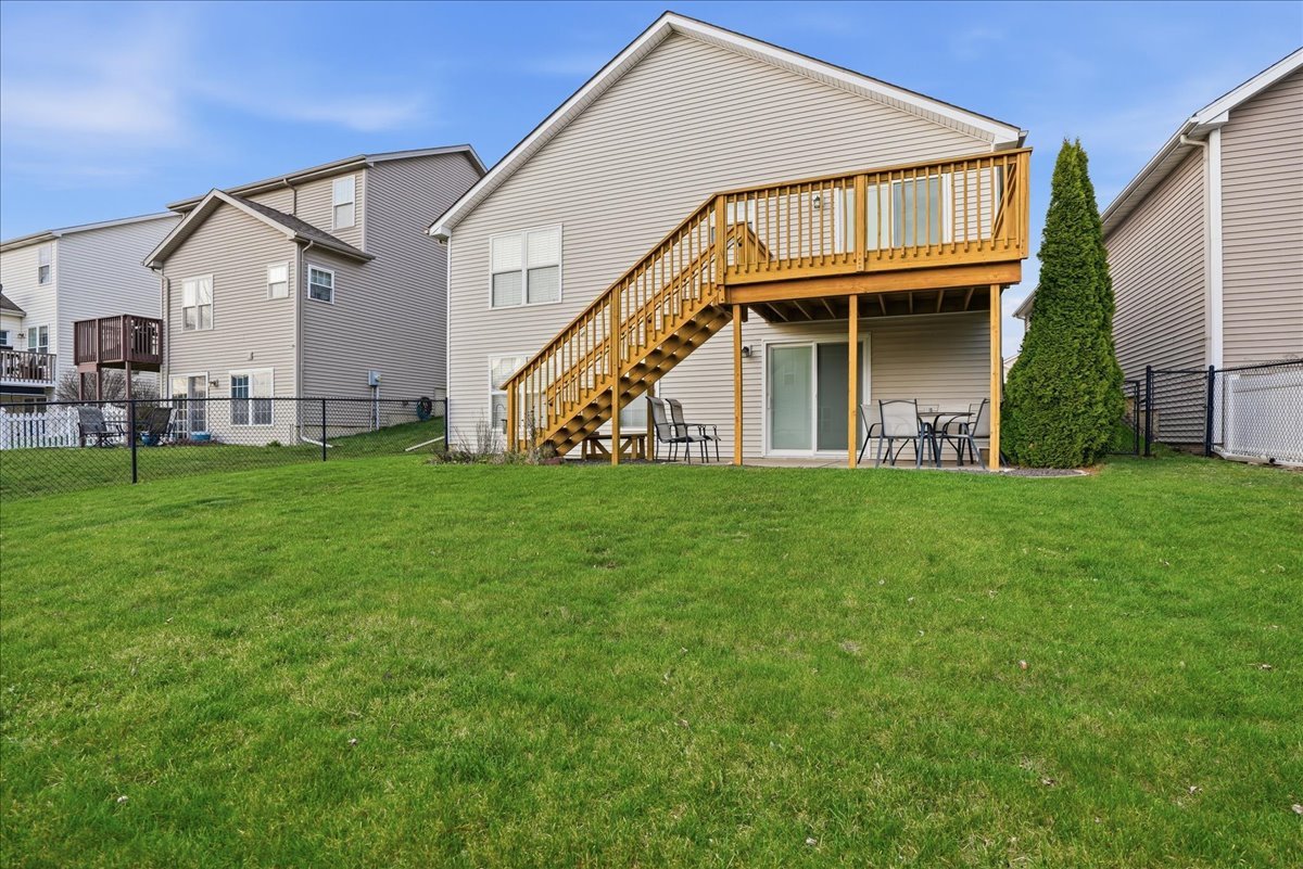 910 Gerike Way, Bloomington, IL 61704