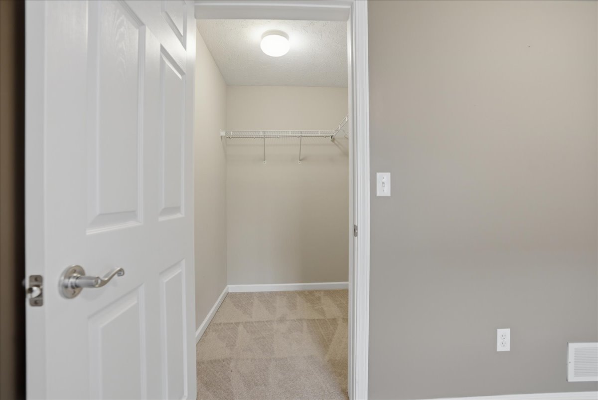 910 Gerike Way, Bloomington, IL 61704