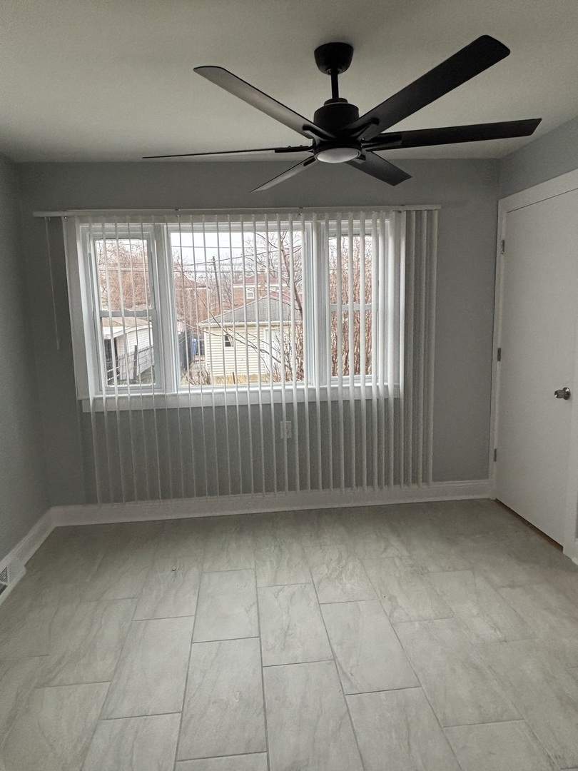 8616 S INDIANA Avenue, Chicago, IL 60619