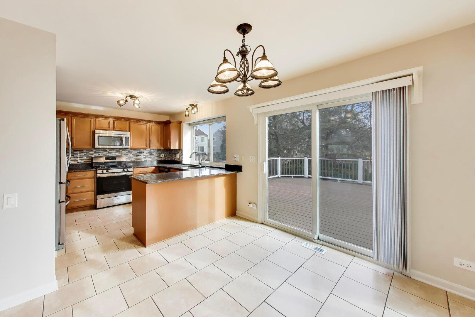 485 Topaz Lane, Bartlett, IL 60103