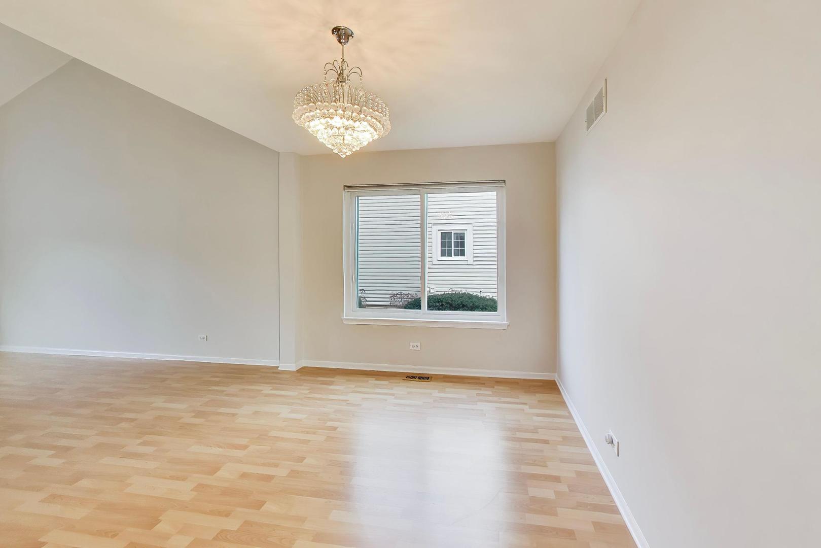 485 Topaz Lane, Bartlett, IL 60103