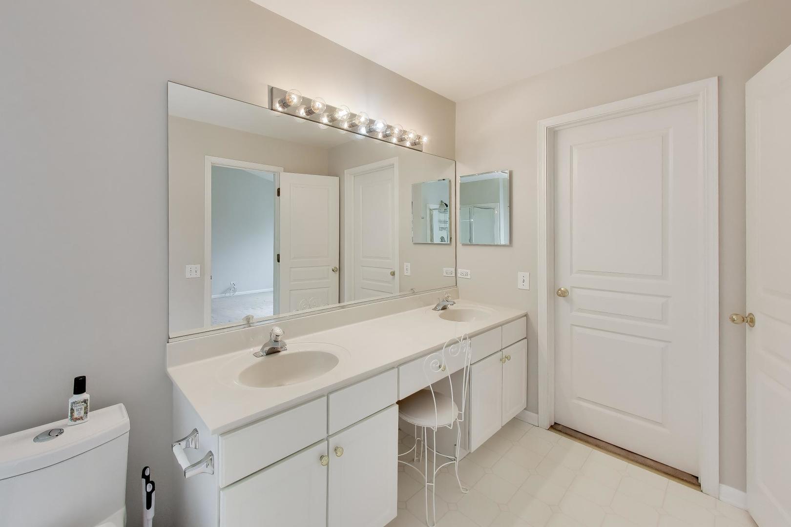 485 Topaz Lane, Bartlett, IL 60103