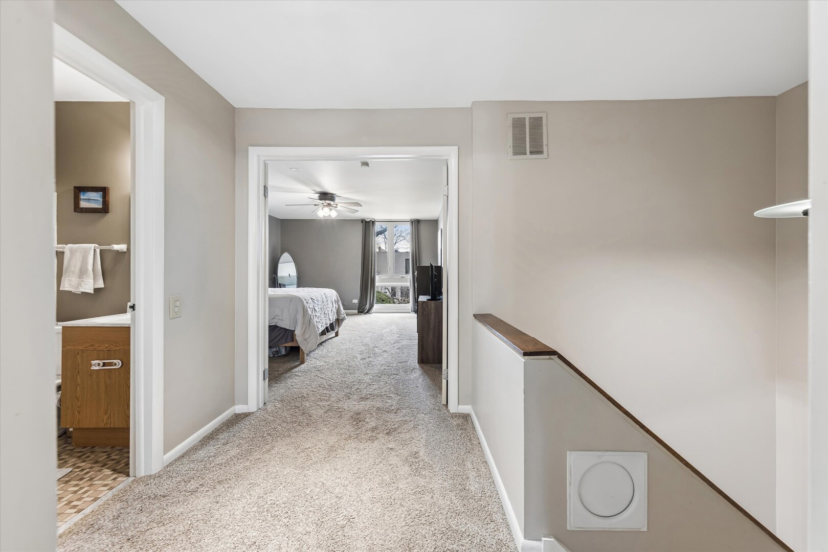 20 Oak Tree Court #20, Elmhurst, IL 60126