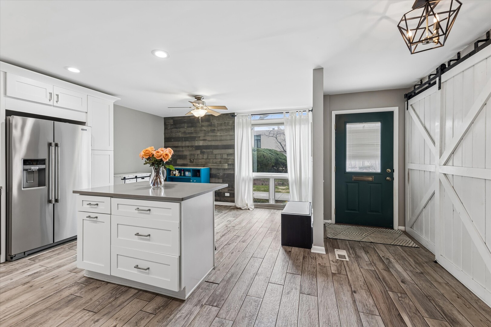 20 Oak Tree Court #20, Elmhurst, IL 60126