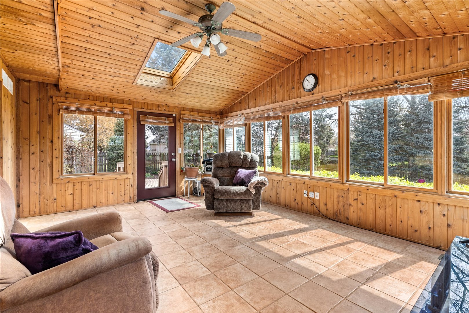 122 Cinderford Court, Oswego, IL 60543