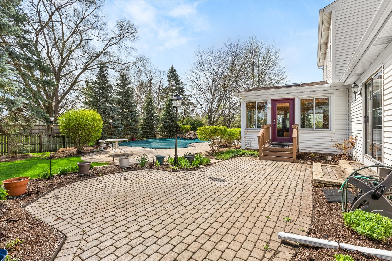 122 Cinderford Court, Oswego, IL 60543