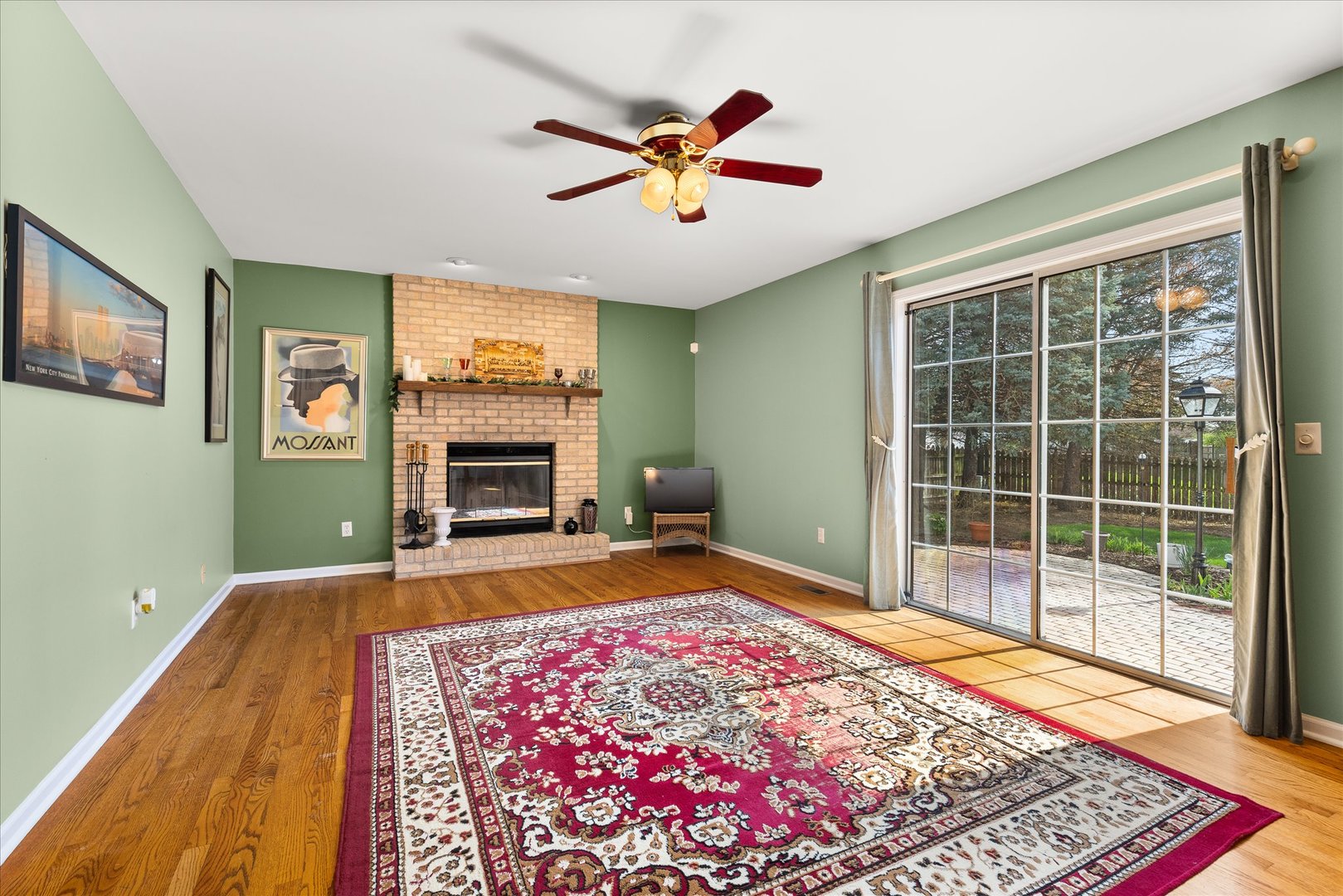 122 Cinderford Court, Oswego, IL 60543