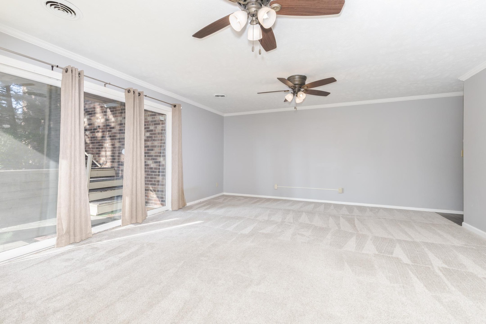 1111 E Jefferson Street #1, Bloomington, IL 61701