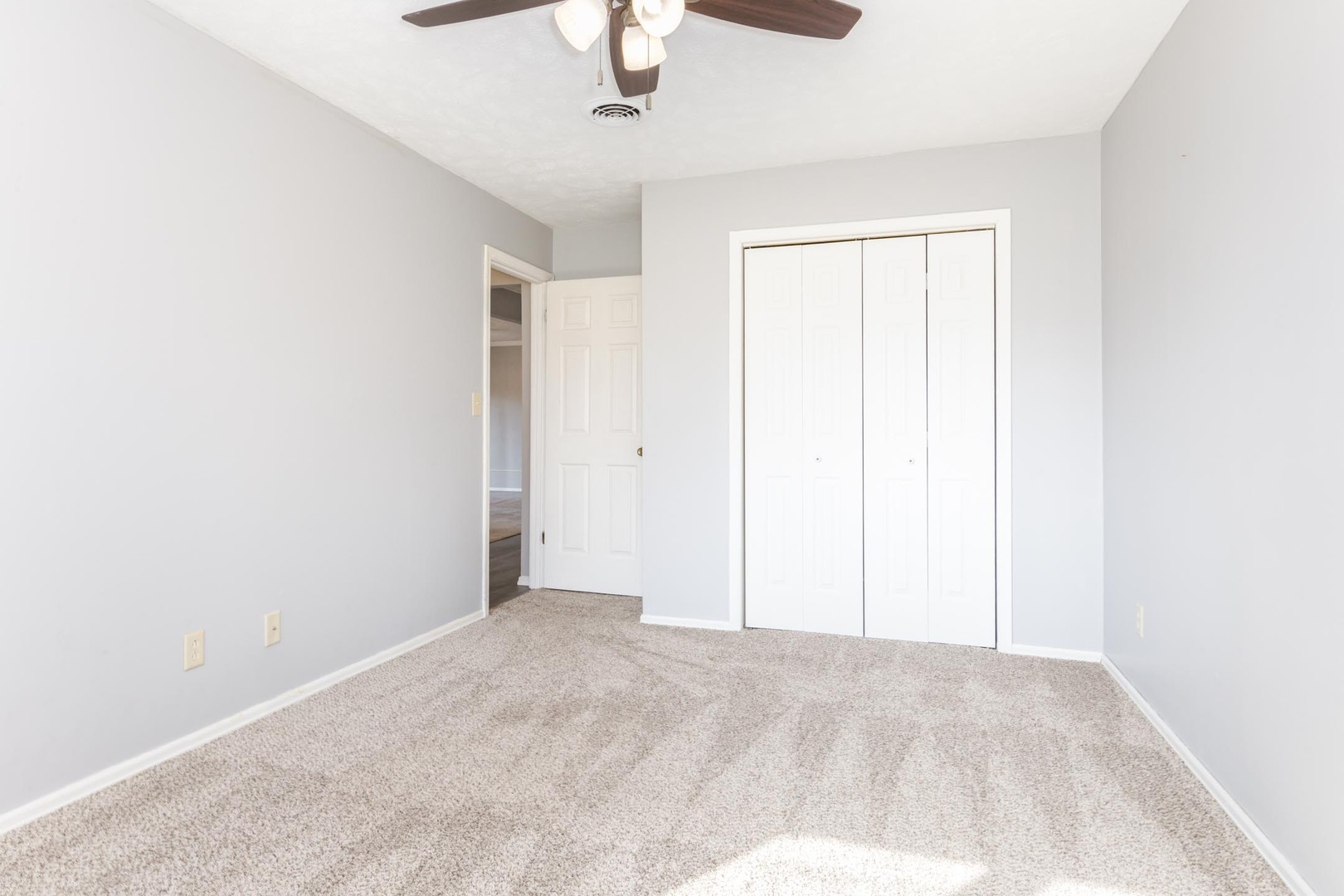 1111 E Jefferson Street #1, Bloomington, IL 61701