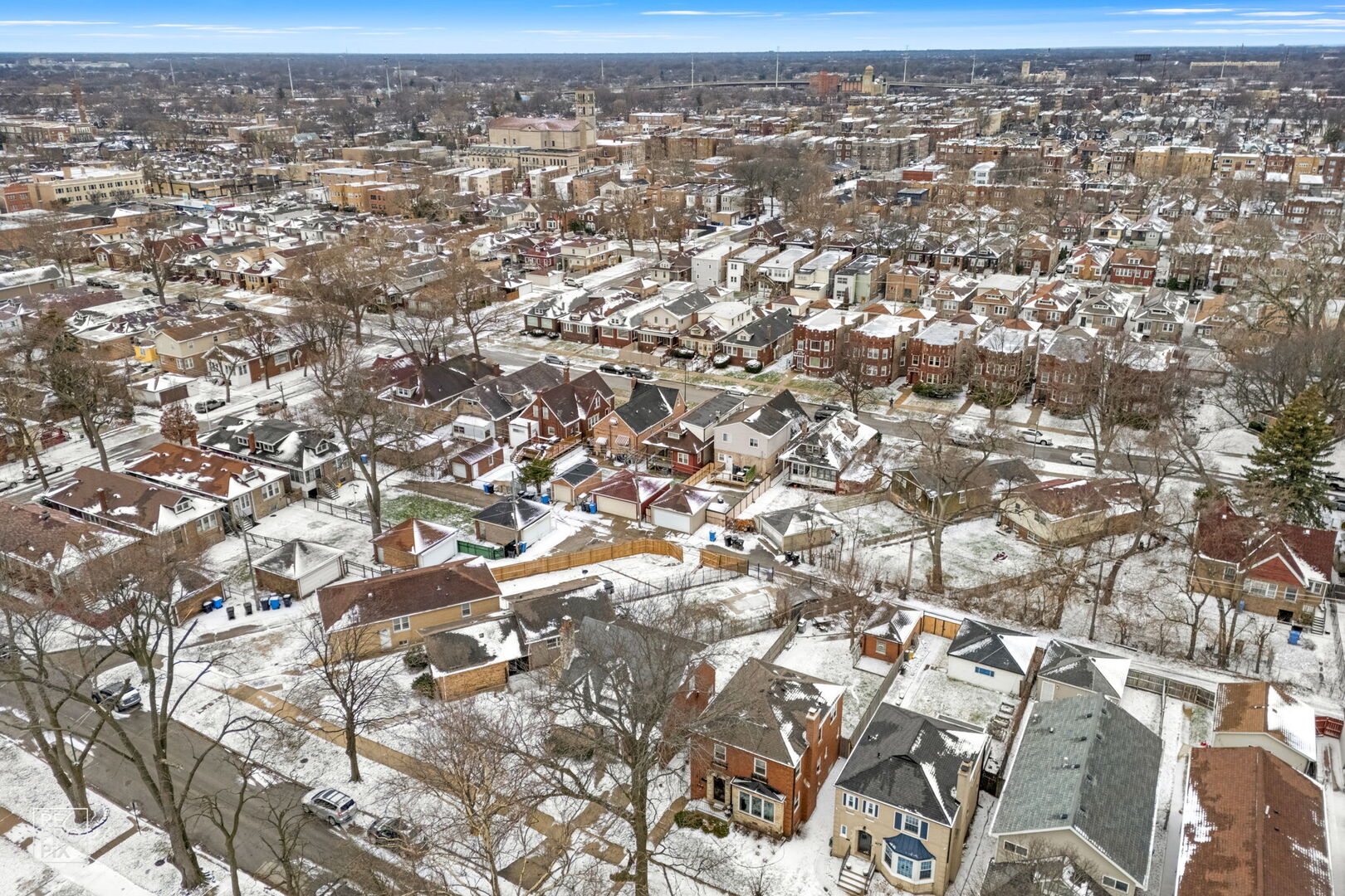 7732 S Paxton Avenue, Chicago, IL 60649