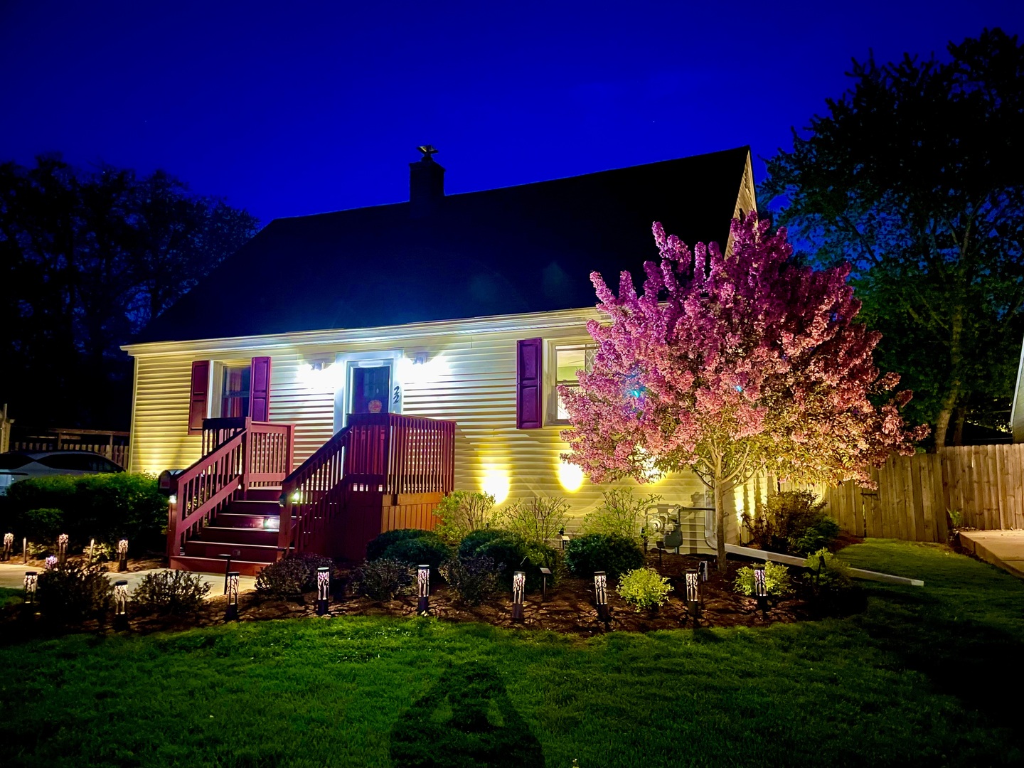 22 S Westlawn Avenue, Aurora, IL 60506