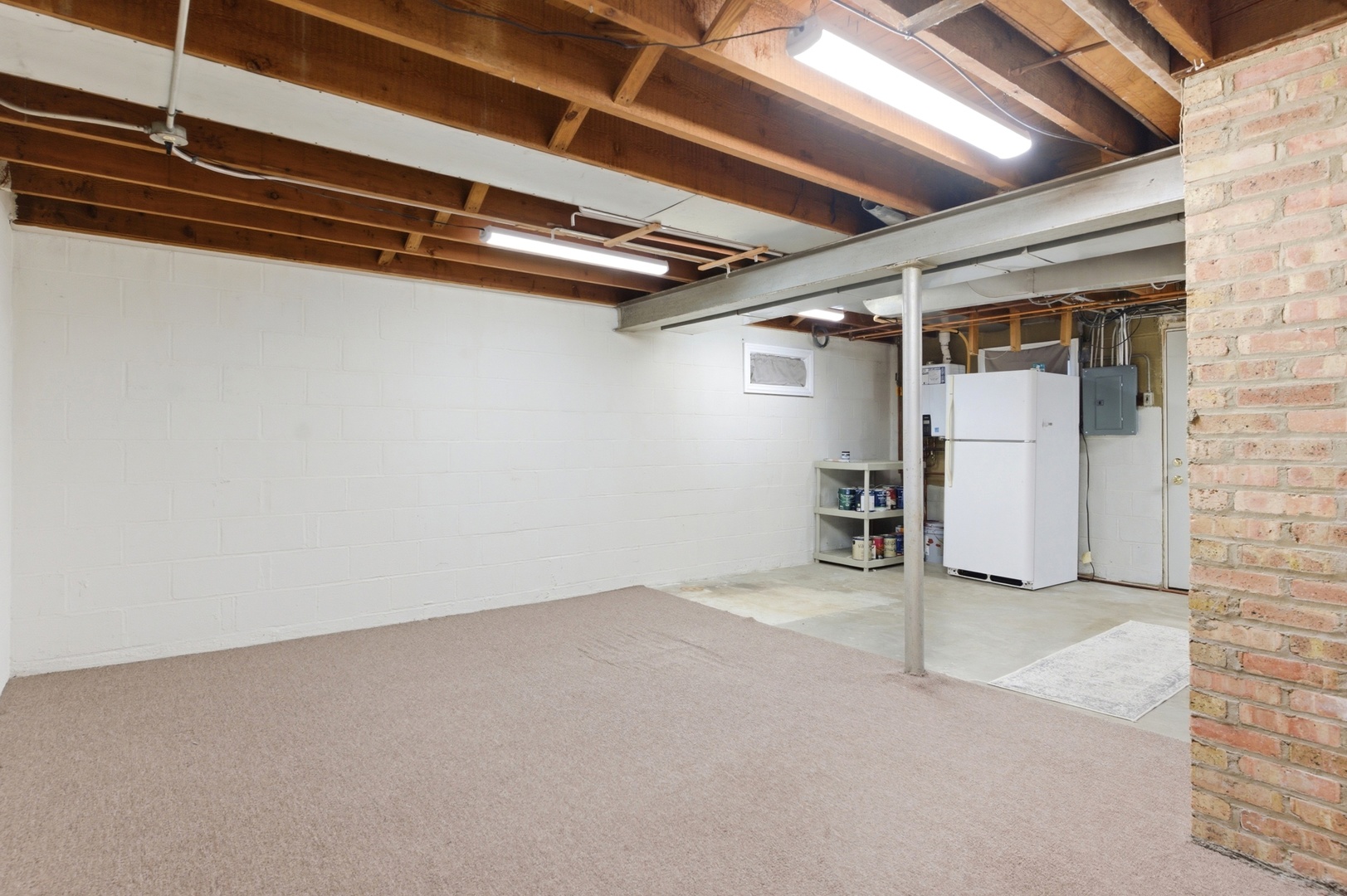 22 S Westlawn Avenue, Aurora, IL 60506