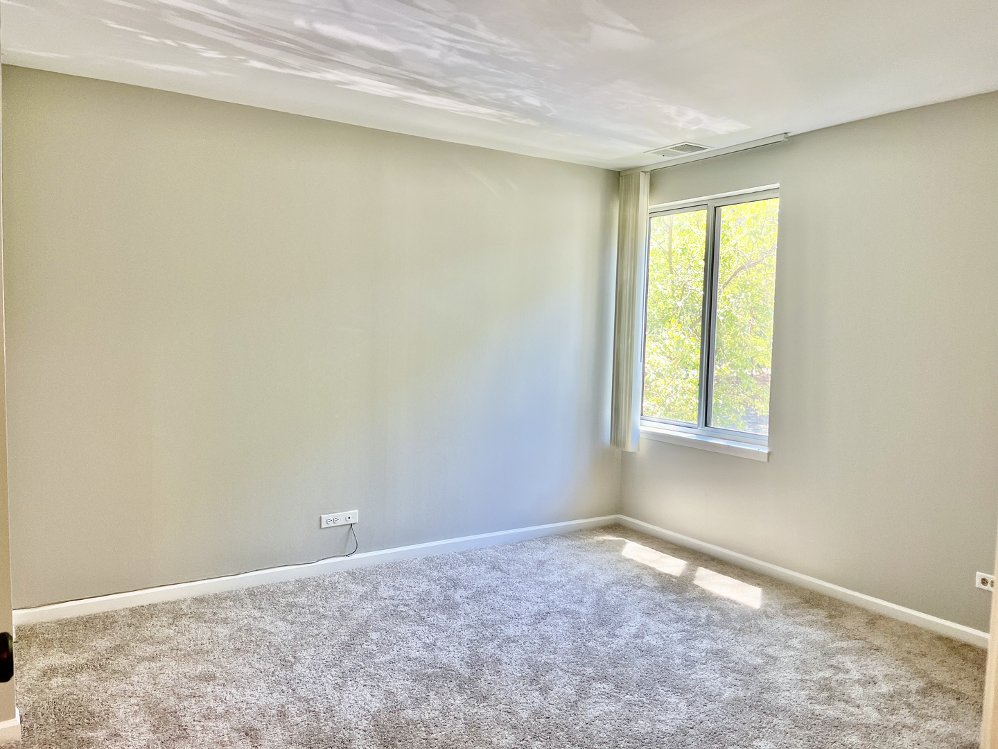 5817 Oakwood Drive #D, Lisle, IL 60532