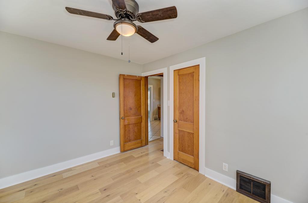 904 Caton Avenue, Joliet, IL 60435