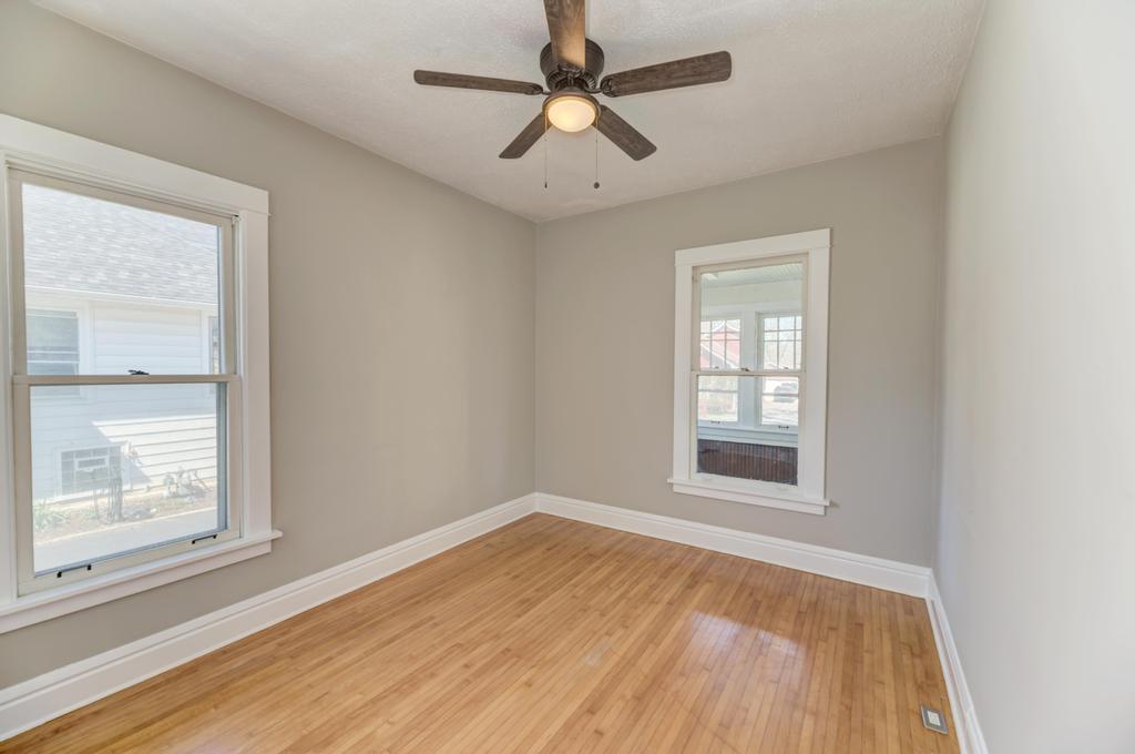 904 Caton Avenue, Joliet, IL 60435