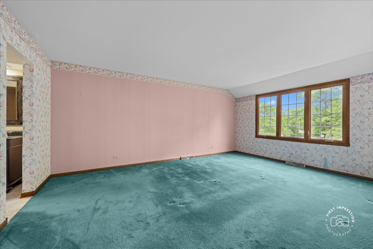 1101 W Bauer Road, Naperville, IL 60563