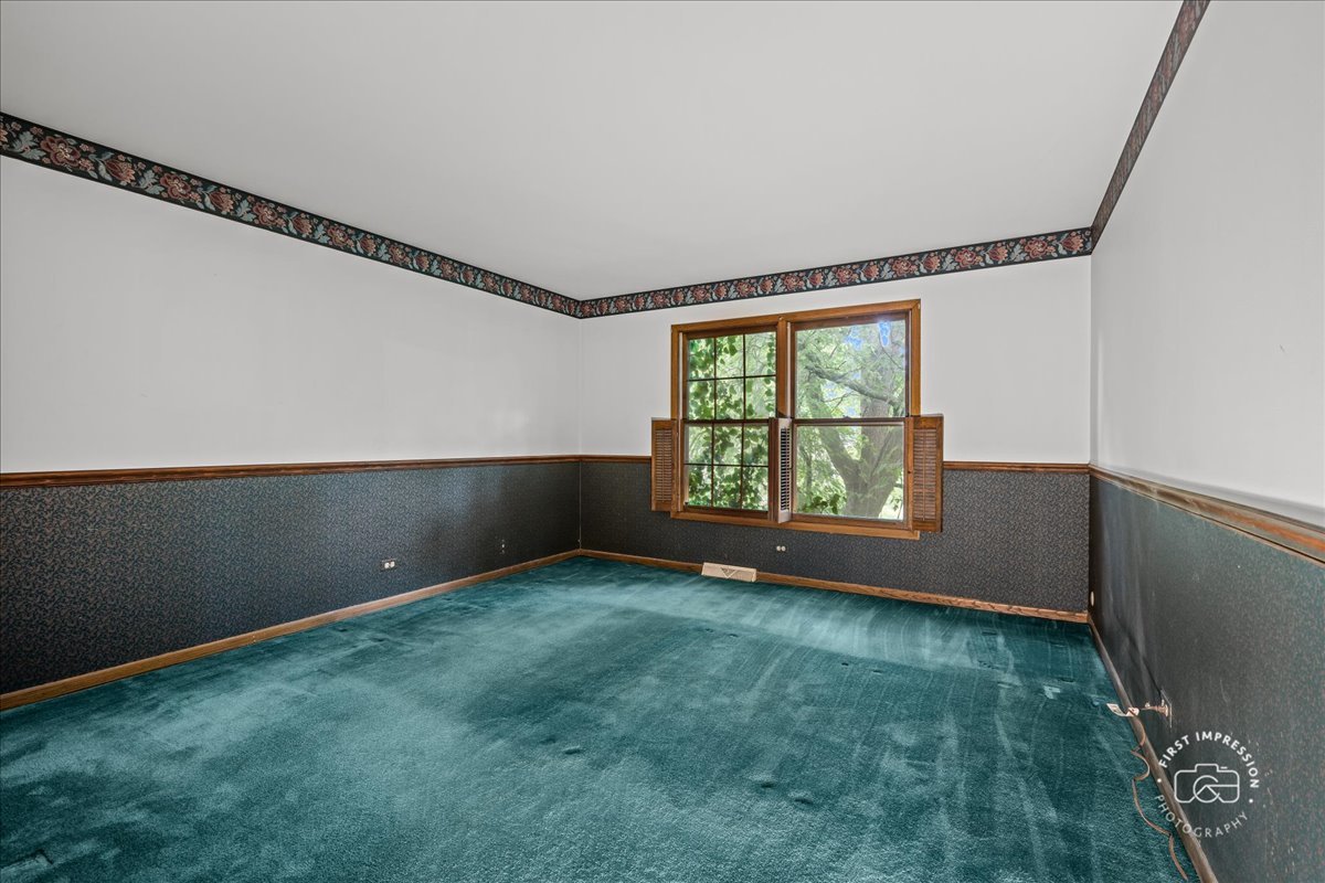 1101 W Bauer Road, Naperville, IL 60563