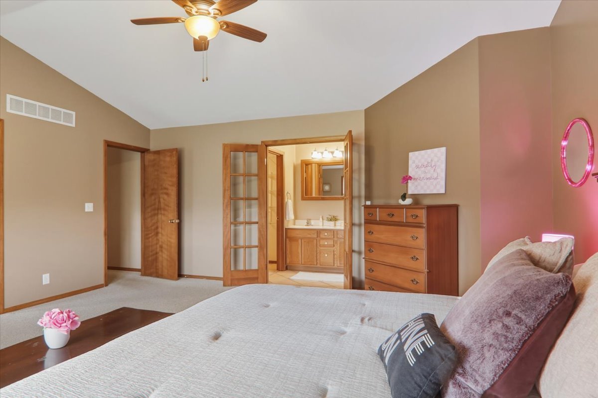 1 Quail Court, Downs, IL 61736