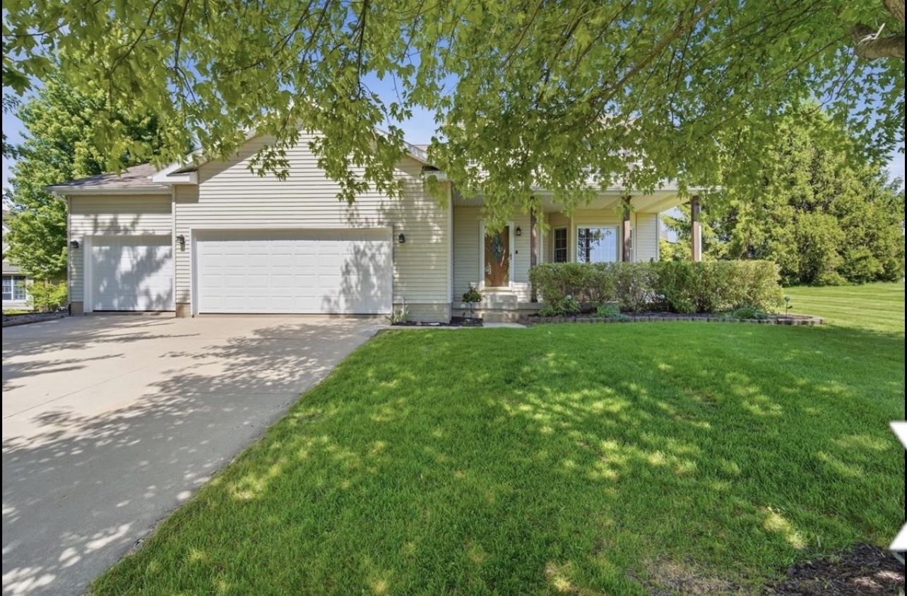 1 Quail Court, Downs, IL 61736