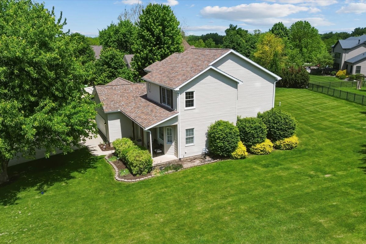 1 Quail Court, Downs, IL 61736