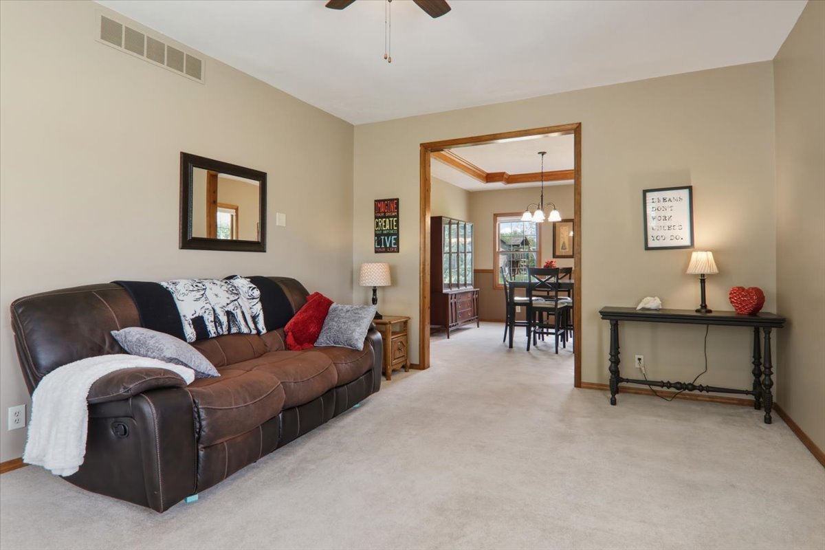 1 Quail Court, Downs, IL 61736