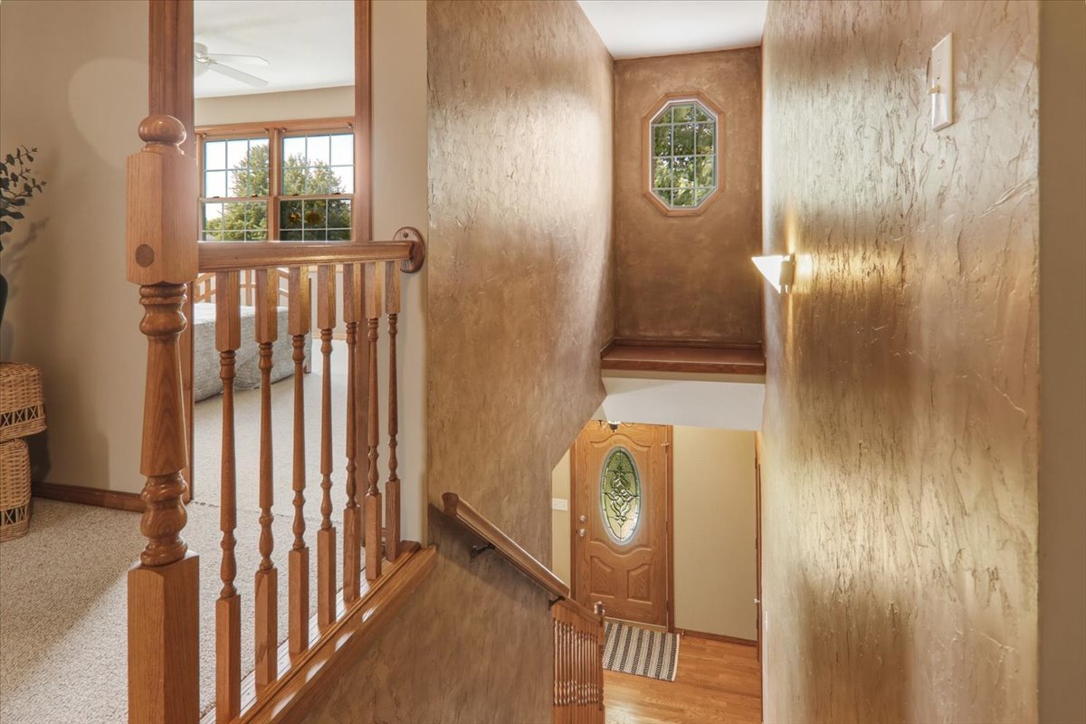 1 Quail Court, Downs, IL 61736