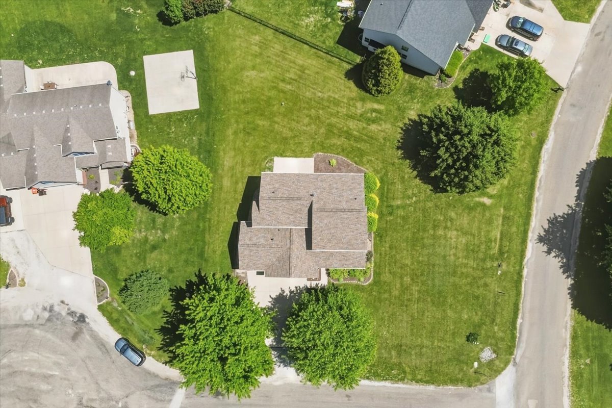 1 Quail Court, Downs, IL 61736