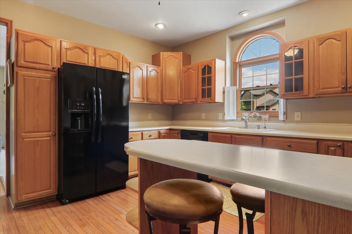 1 Quail Court, Downs, IL 61736