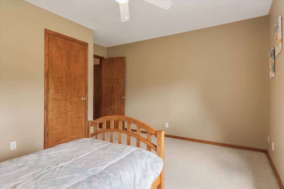 1 Quail Court, Downs, IL 61736