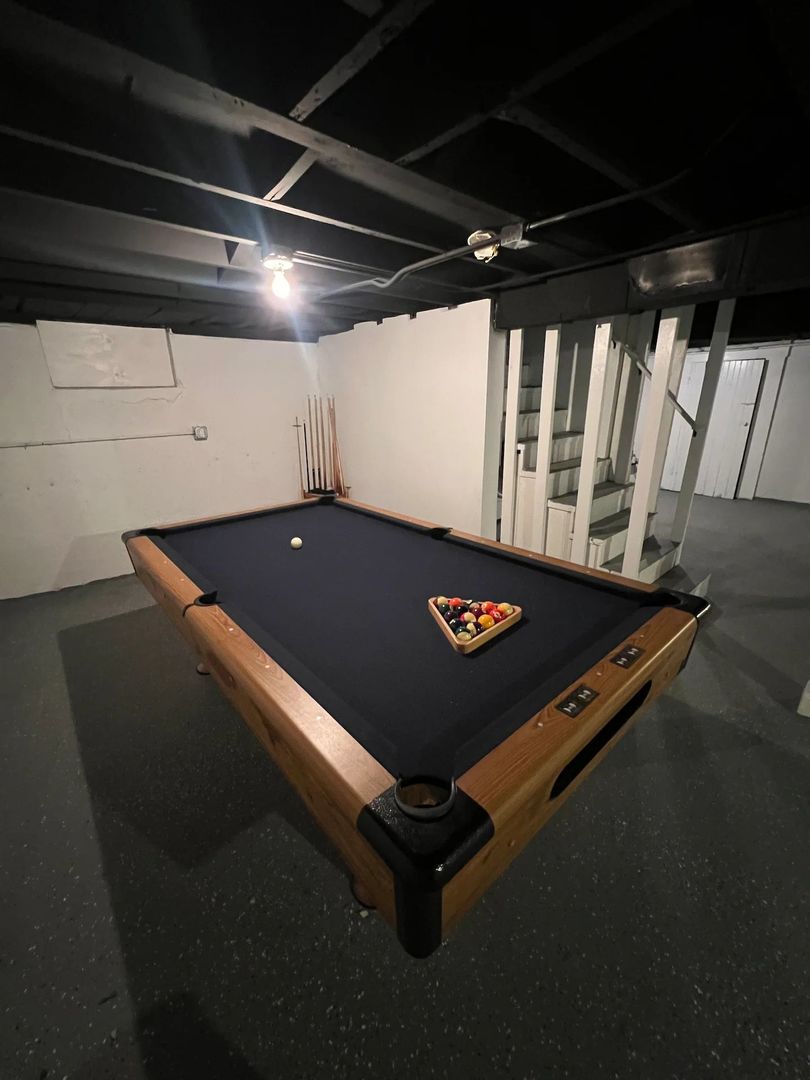 2325 S 11th Avenue, Broadview, IL 60155