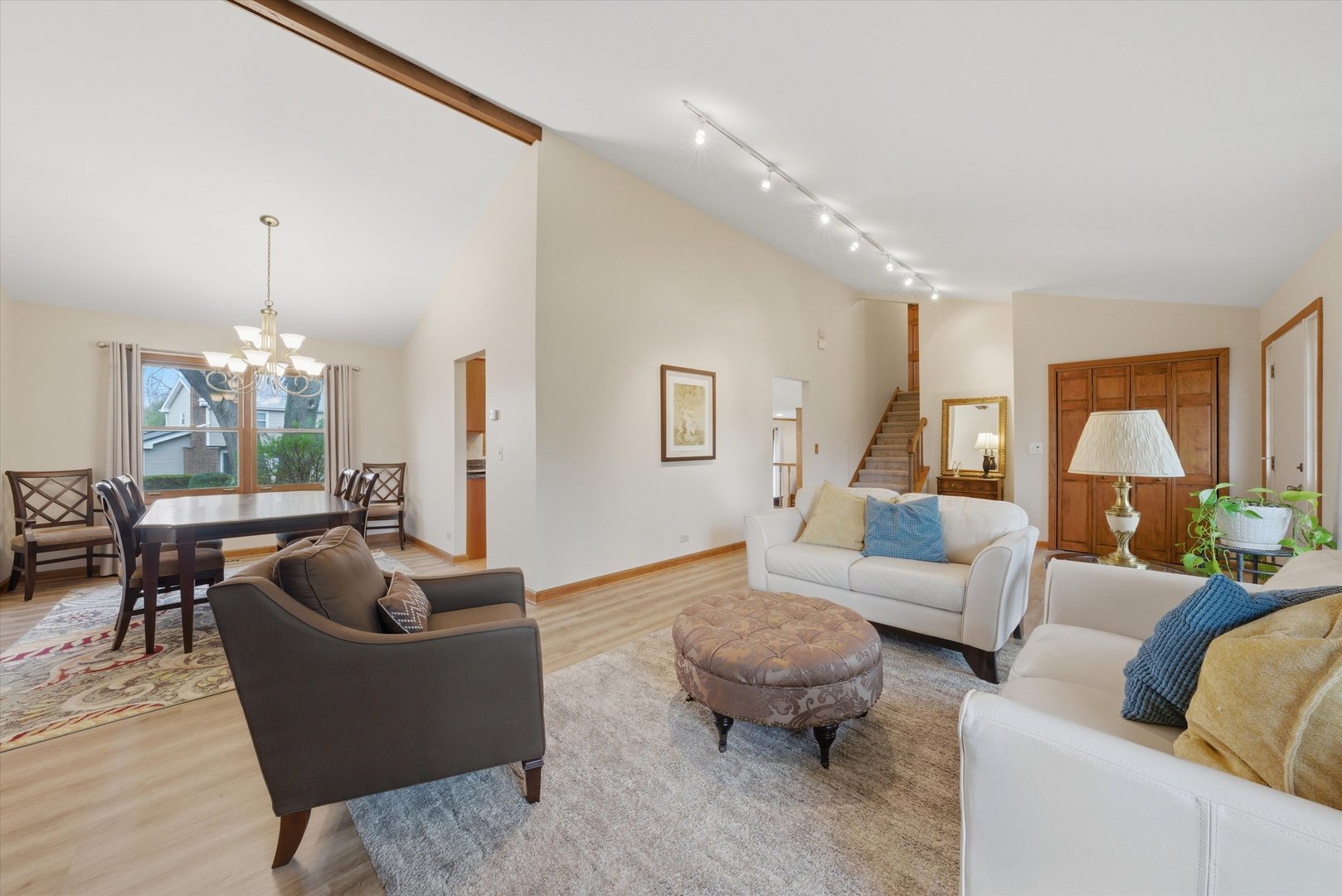 6718 Breckenridge Road, Lisle, IL 60532