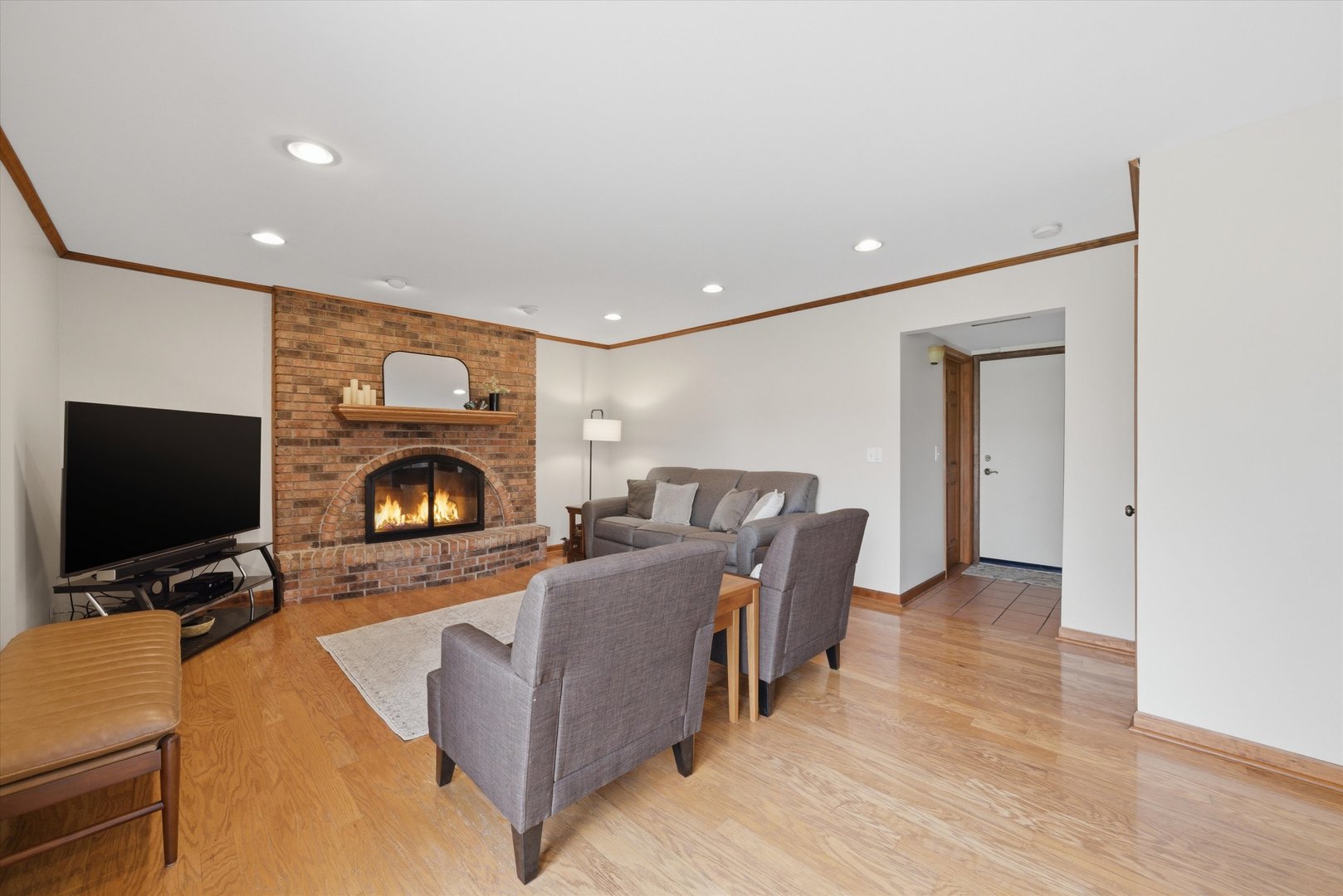 6718 Breckenridge Road, Lisle, IL 60532