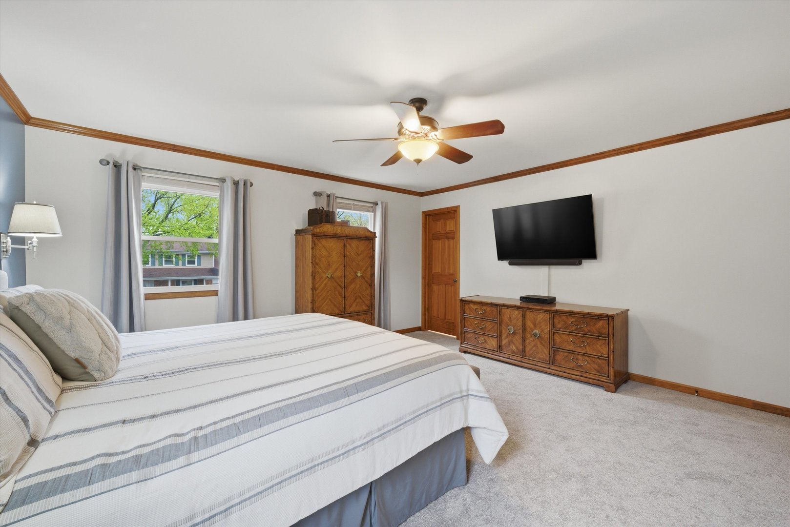 6718 Breckenridge Road, Lisle, IL 60532