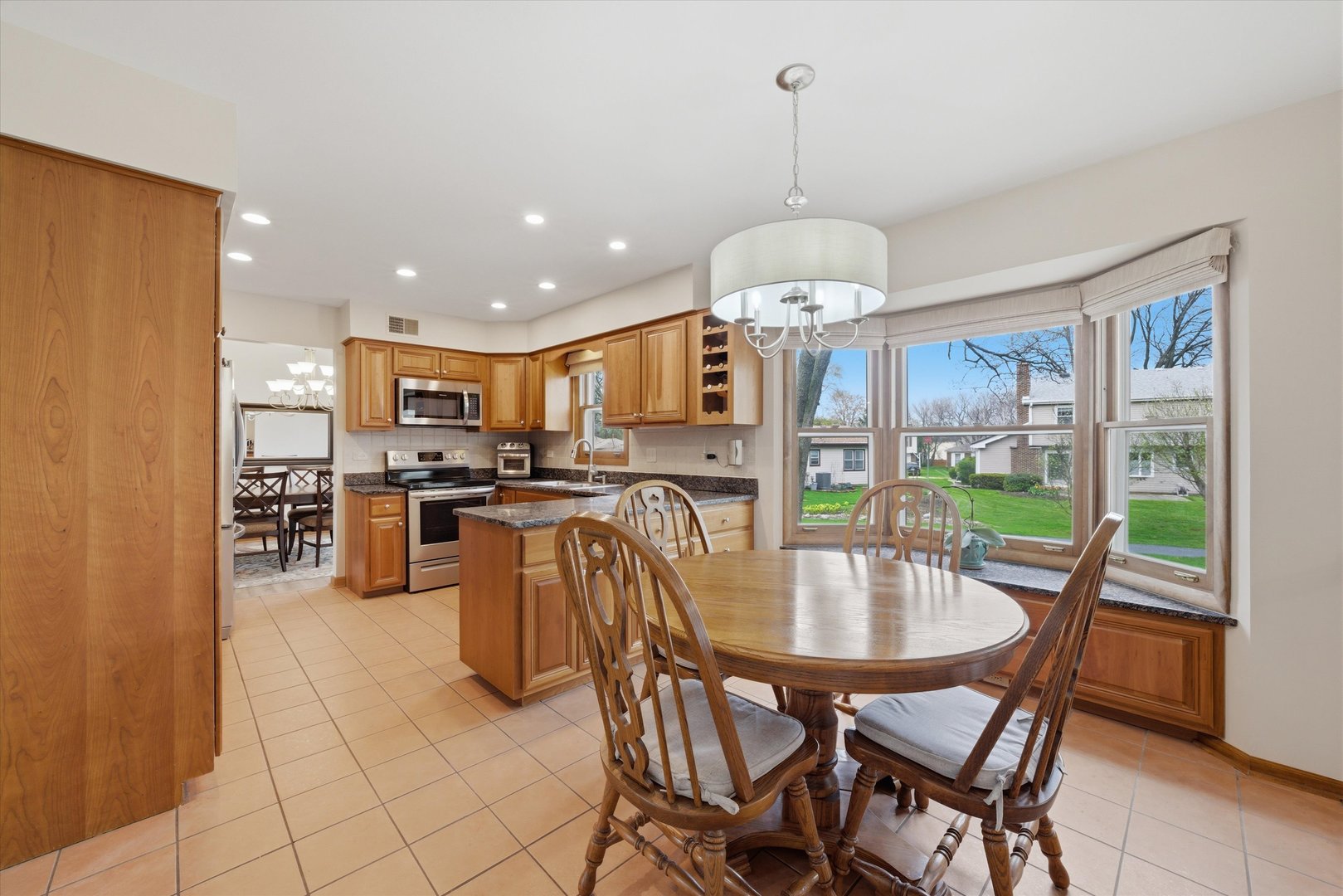 6718 Breckenridge Road, Lisle, IL 60532