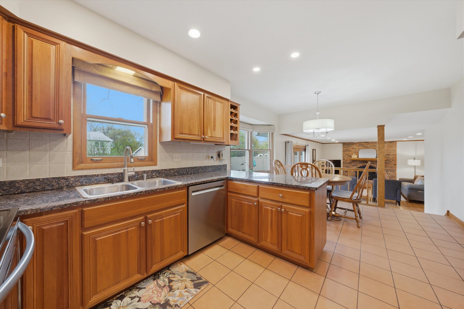 6718 Breckenridge Road, Lisle, IL 60532