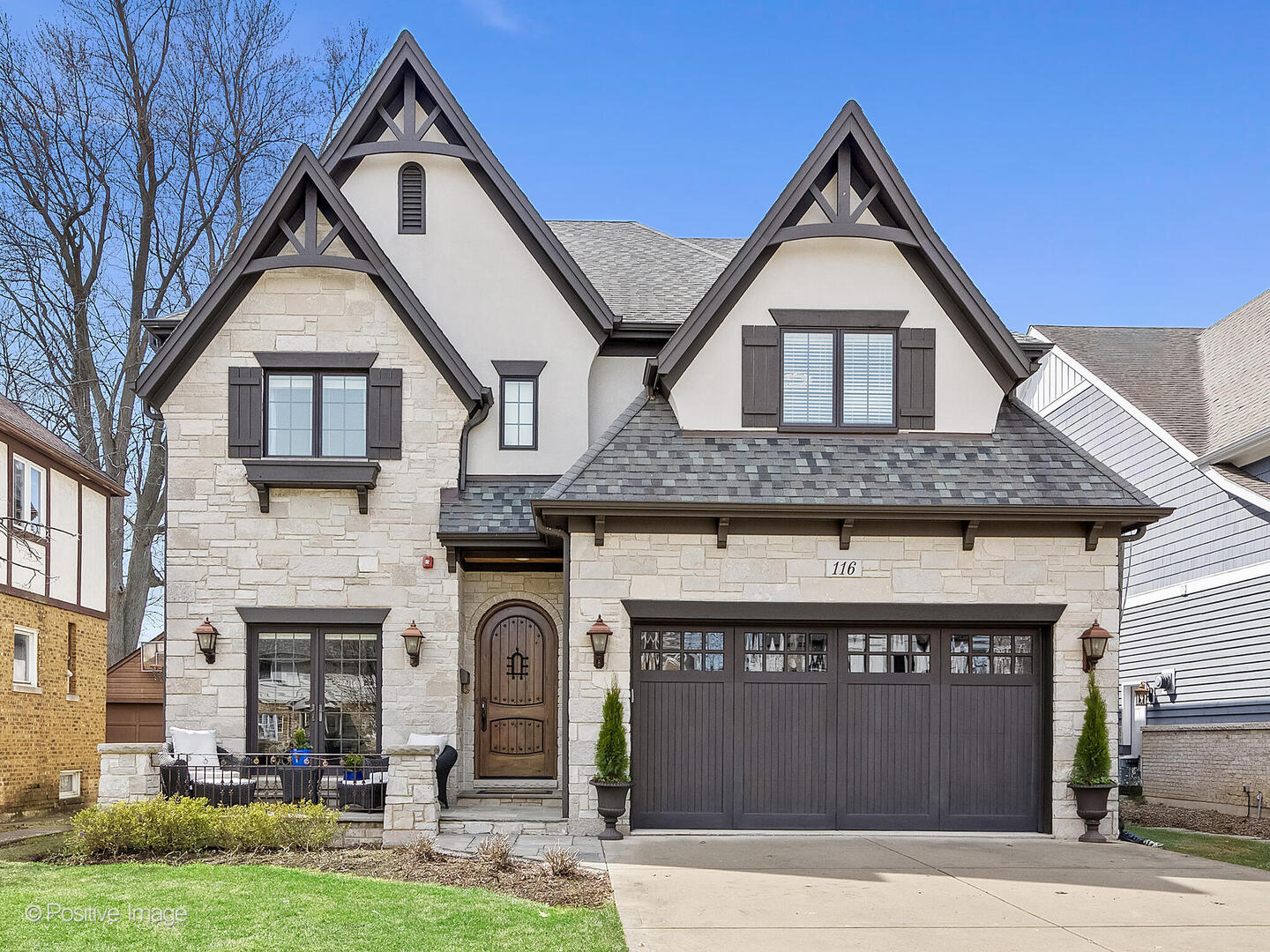 116 S Prospect Avenue, Clarendon Hills, IL 60514